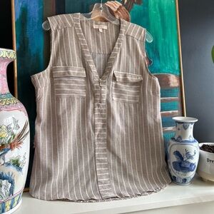 Tan Sleeveless Pullover Zip Down Blouse L